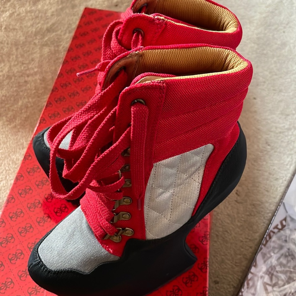 Jeffrey Campbell